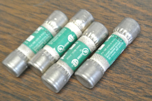 LOT of 4 / BUSS FNQ 1-1/4 TIME-DELAY FUSE / 1-1/4A / 500V0
