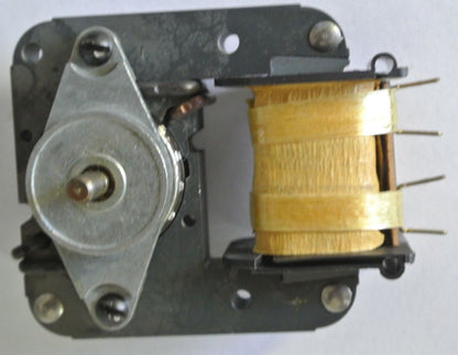 GOULD / BOMAX 883230 / 141-1189 MOTOR - 18-22V, 50/60Hz - EASTMAN - NEW SURPLUS4