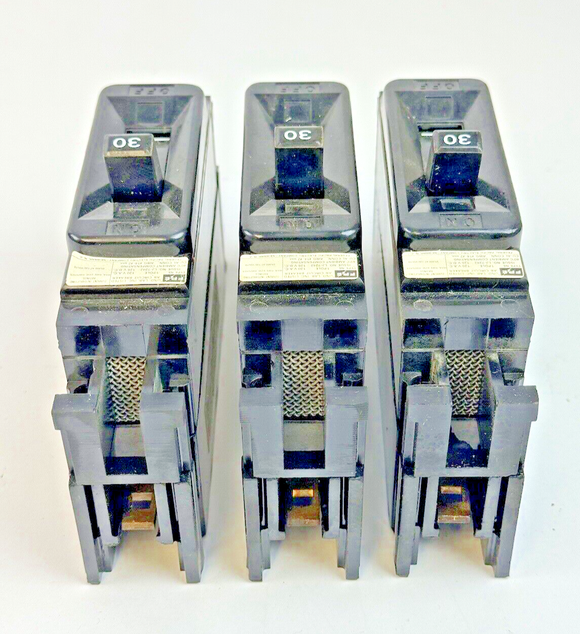 FPE *BOX OF 3* - NE113030 - CIRCUIT BREAKERS - 1 POLE/120VAC/30A, LJ-7242 - NEW7