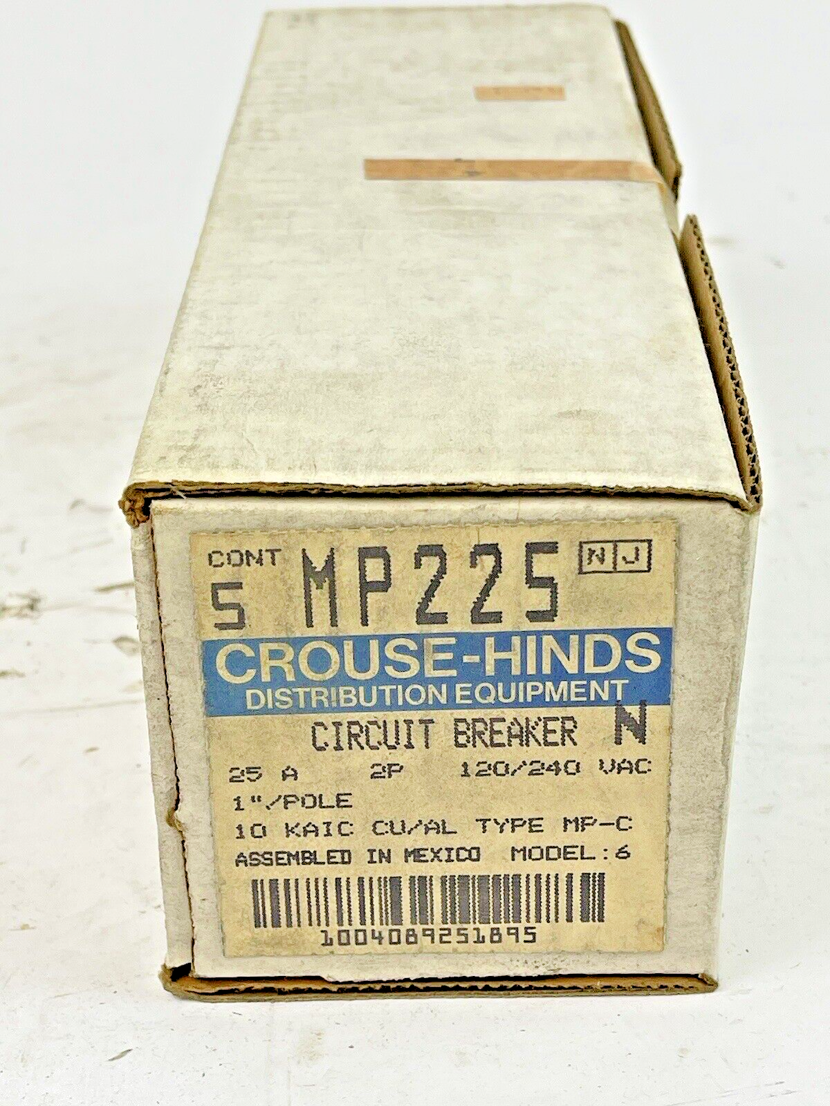 CROUSE-HINDS *BOX OF 5* - MP225 - 2 POLE, 25 A, 240 VAC CIRCUIT BREAKER1