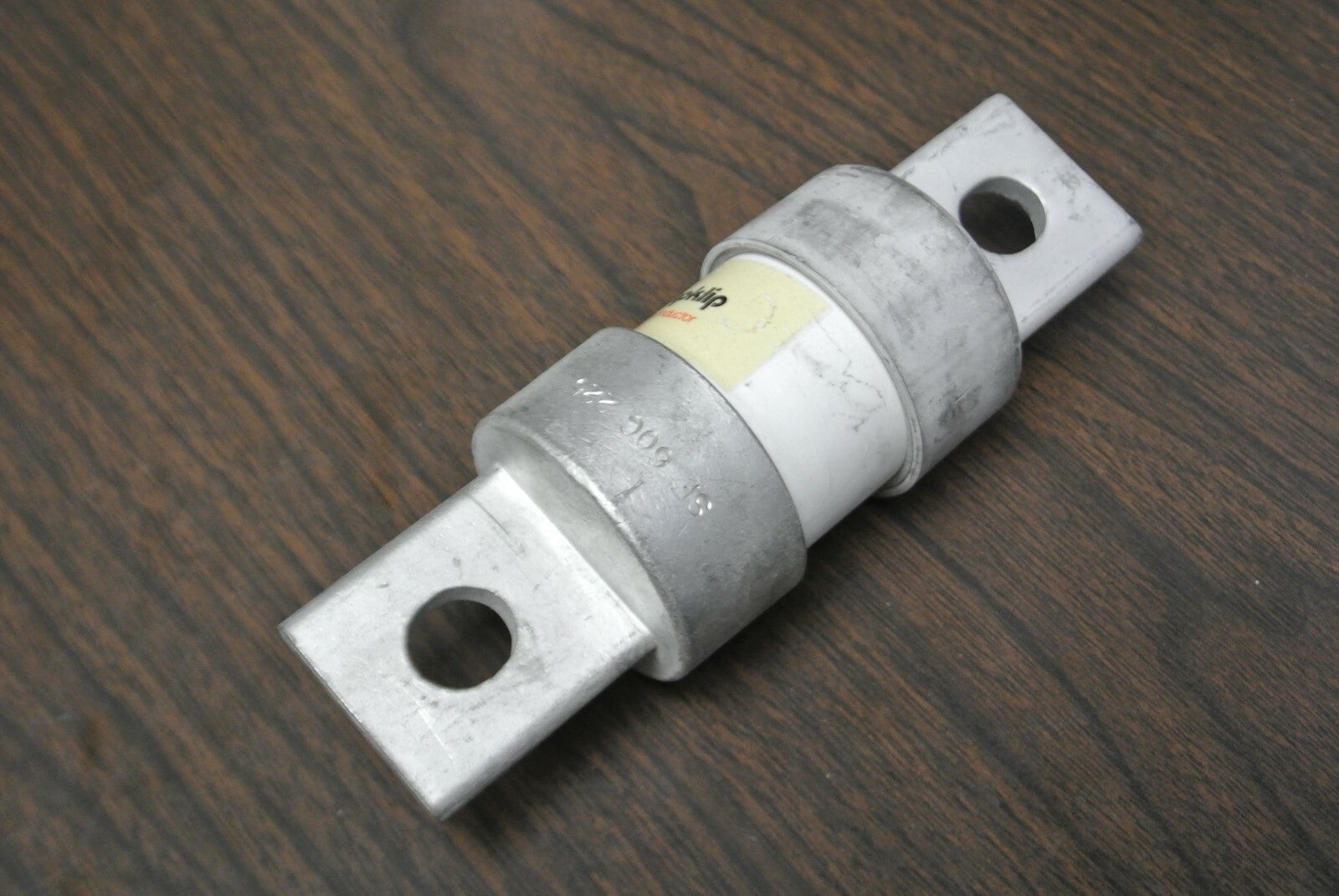 INTERNATIONAL RECTIFIER SF60C225 FUSE / 600V, 225A / NEW SURPLUS / TYPE KAC2252