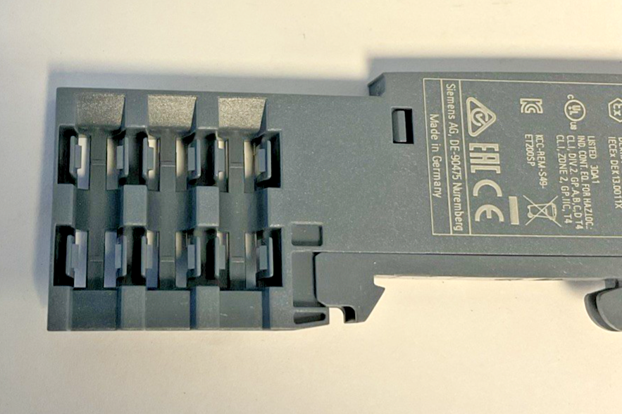 SIEMENS 6ES7 193-6PA00-0AA0 SERVER MODULE ***LOTOF10***3