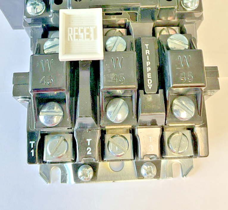 ALLEN BRADLEY 500F-BOD930 STARTER SER.C W/ DB762DL COIL, W45 HEATERS3