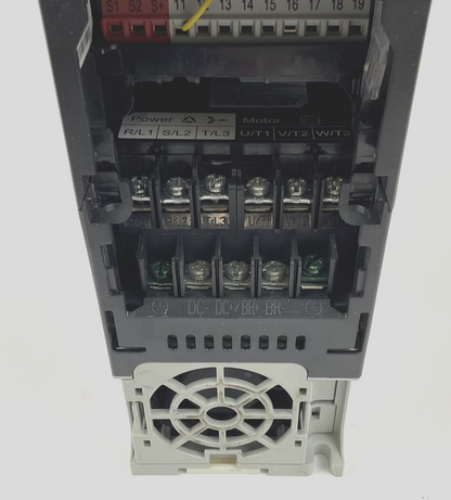 ALLEN BRADLEY 25B-D2P3N114 POWERFLEX SER.A FRN5.001 3PH 480V 63HZ3