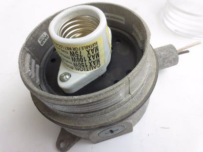 INDUSTRIAL LIGHTING INCANDESCENT METAL CAGE / SHIELD GLASS GLOBE ***lotof6***4