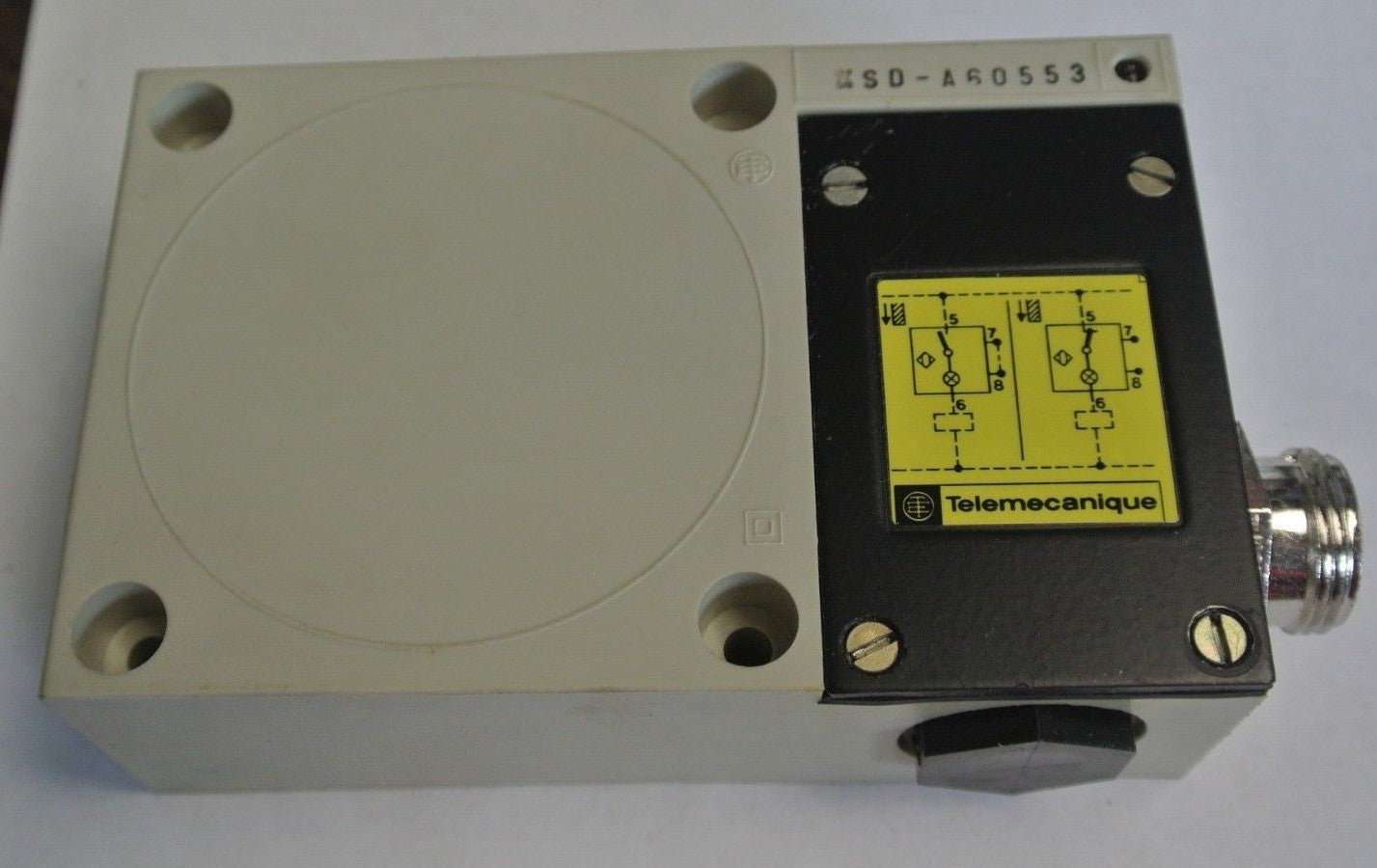 TELEMECANIQUE XSD-A60553 INDUCTIVE PROXIMITY SENSOR / SWITCH - NEW SURPLUS0