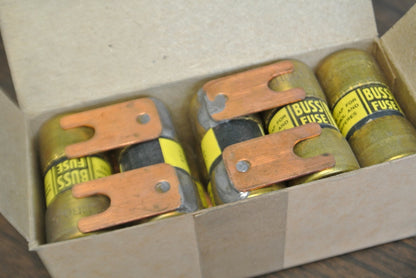 BOX of 10 / BUSS HBO15 BOLT-DOWN RECTIFIER FUSE / 15A / 32VDC / NEW SURPLUS3