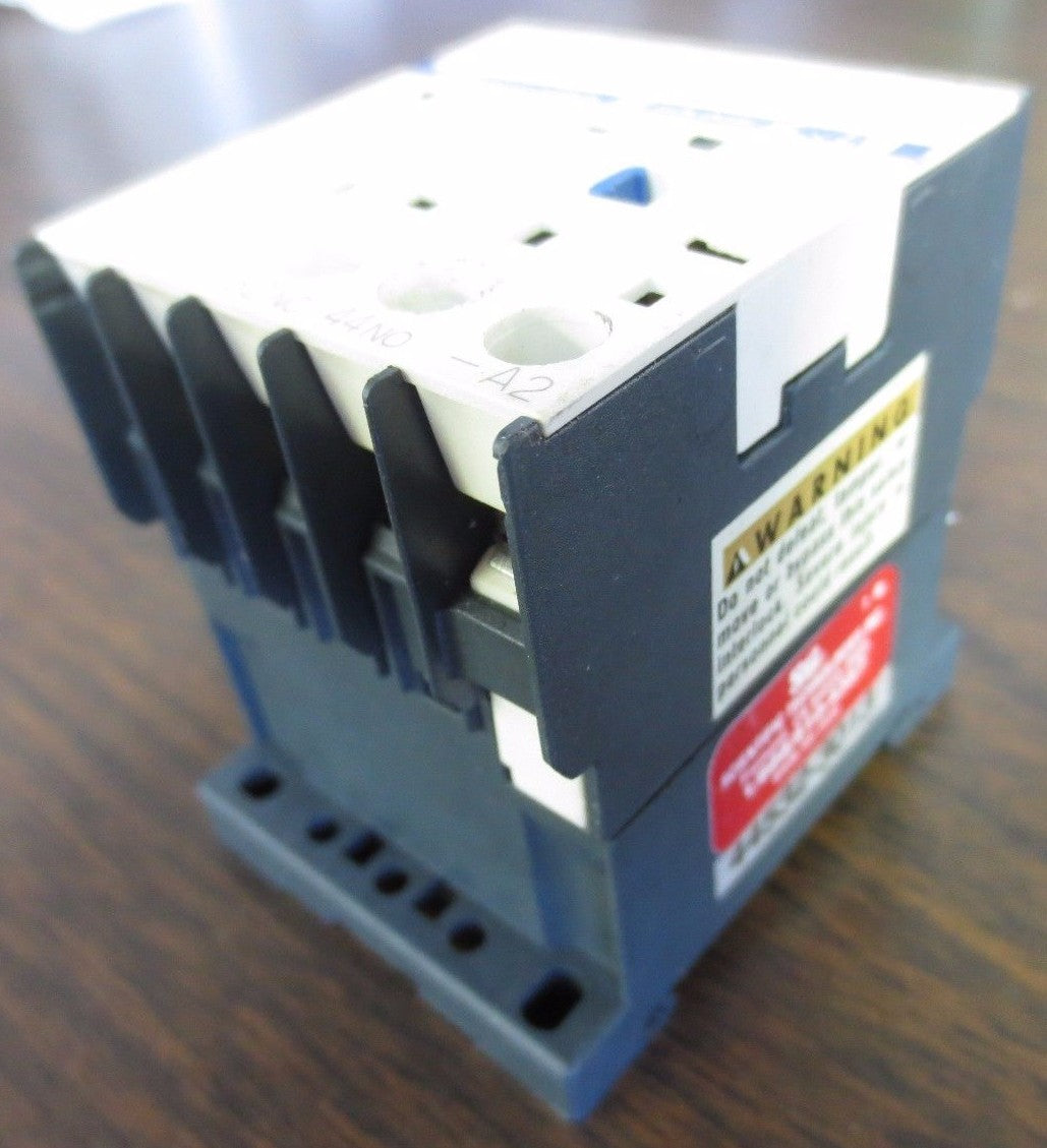 TELEMECANIQUE CA3KN22BD3 CONTACTOR 24V 10A 690V0