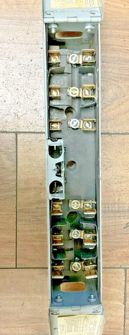 ITE V2A3211 TWIN PANELBOARD SWITCH 3POLE 3PH 30A 240V8