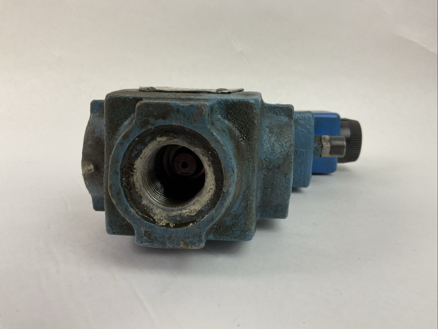 VICKERS CT5 060A FM FW B5100 SOLENOID CONTROLLED RELIEF VALVE 1500-3000PSI2