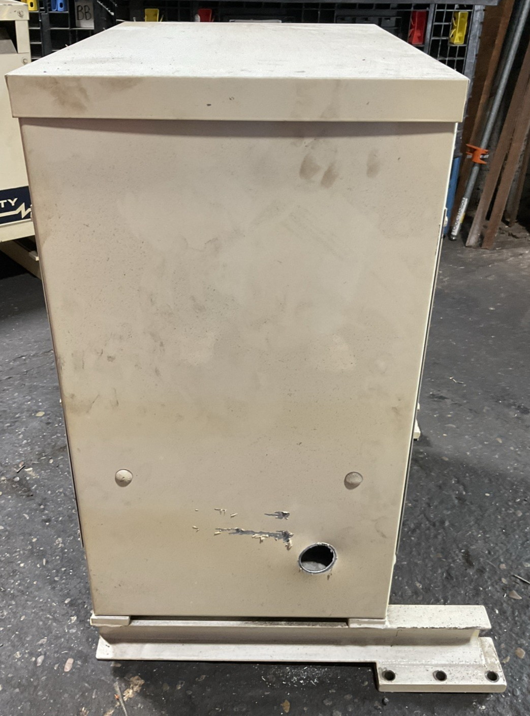 EGS HEVI-DUTY ET2H30S 30KVA 3PH 60HZ HV 480D LV208Y/120 LV AMPS 84 TRANSFORMER2