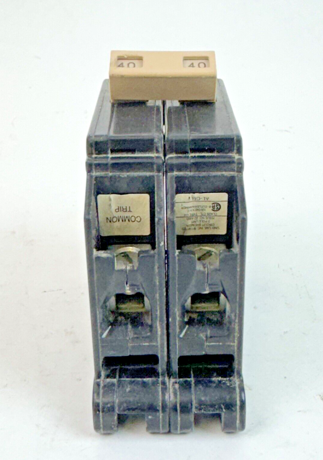 CUTLER-HAMMER - CH240R - COMMON TRIP CIRCUIT BREAKER - 40A, 2 POLE, 120/240 VAC3