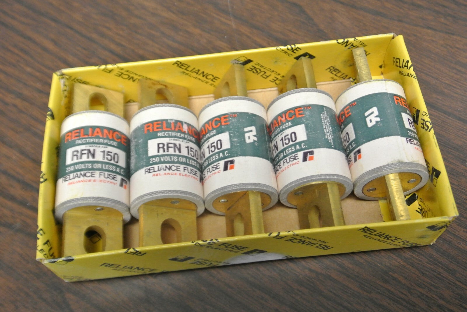 BOX of 5 / RELIANCE RFN150 RECTIFIER FUSES / 250V / 150A / NEW SURPLUS / RFN-1500