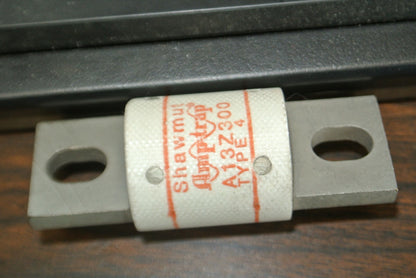 SHAWMUT A13Z300 SEMICONDUCTOR FUSE / 300A / 130V NEW SURPLUS0