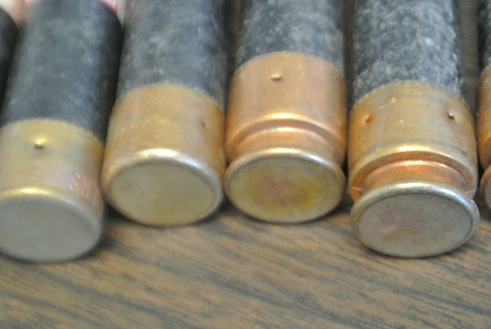 / BUSS FRS-R-5 FUSETRON DUAL-ELEMENT TIME-DELAY RK5 FUSES 5A 600V***LOTOF9***4