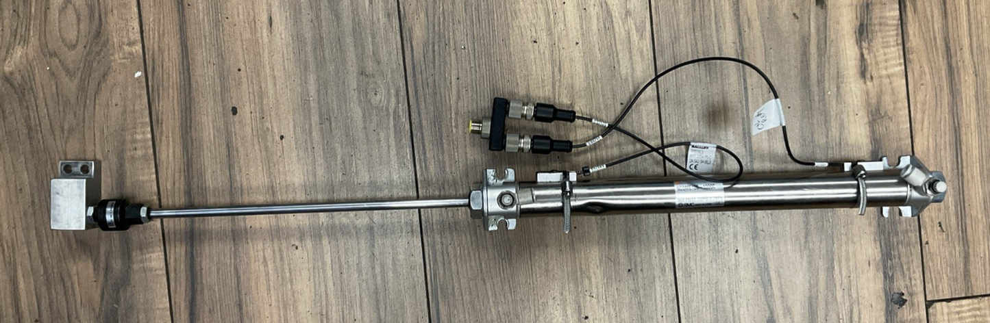 SMC NCDME106-1000C CYLINDER 250PSI (1.7MPa) BALLUFF BMF00C50