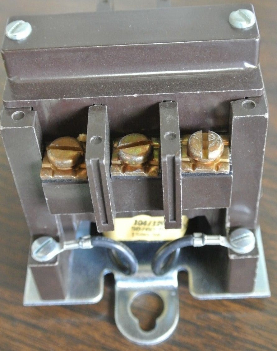 CUTLER-HAMMER 9560H1409-49 DEF PURPOSE CONTACTOR 40A 104/120V COIL 9560H1409B4