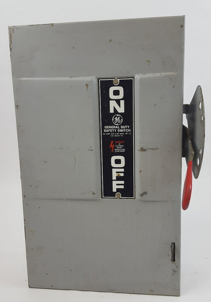 GE TG4322 MOD 7 FUSIBLE SAFETY SWITCH 60AMP 3POLE 240VAC 3PH 15HP 250VDC 10HP0