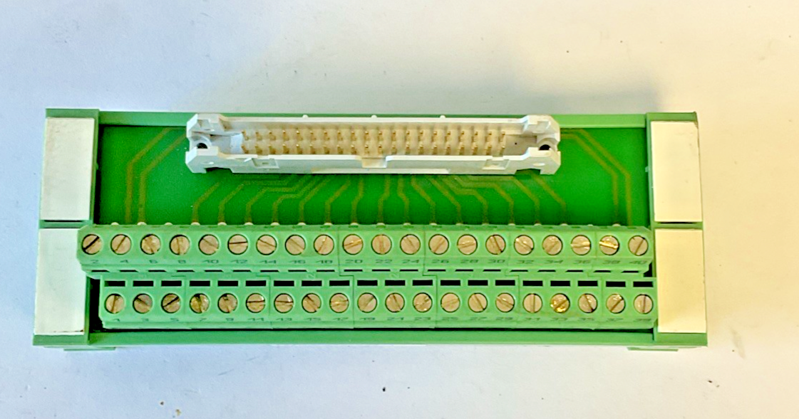 PHOENIX CONTACT 2962609 / UM 45-FLK40TERMINAL BLOCK / INTERFACE MODULE0
