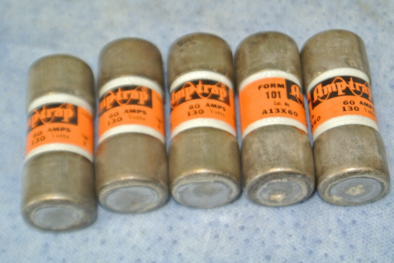 LOT of 5 / SHAWMUT A13X60 AMP-TRAP® FUSE / 60A / 130V0