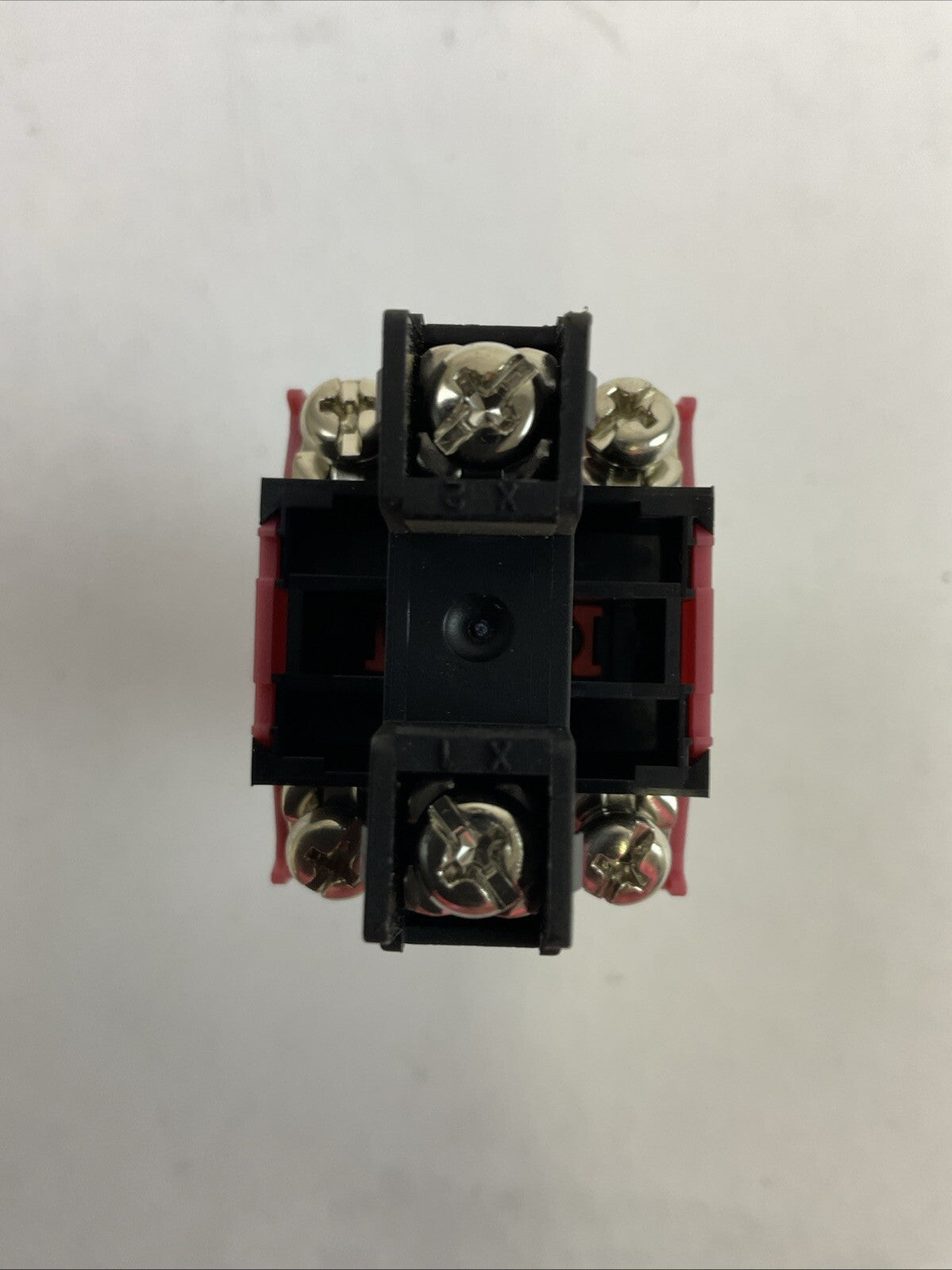 IDEC AVLW49902D-R-24V RED ILLUMINATED TWIST PUSH BUTTON EMERGENCY STOP3