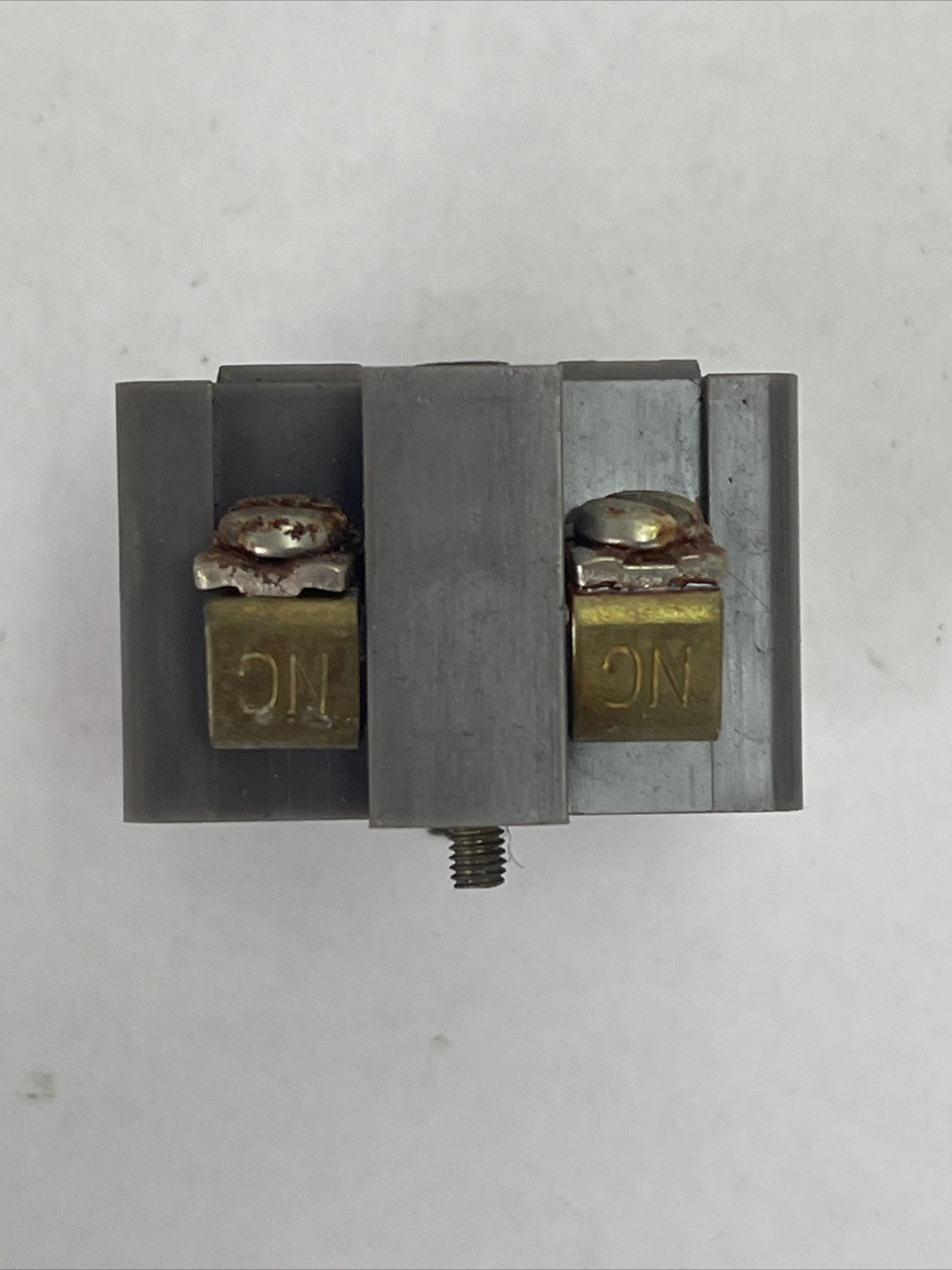 IDEC B-LB CONTACT BLOCK 10A 600VAC4