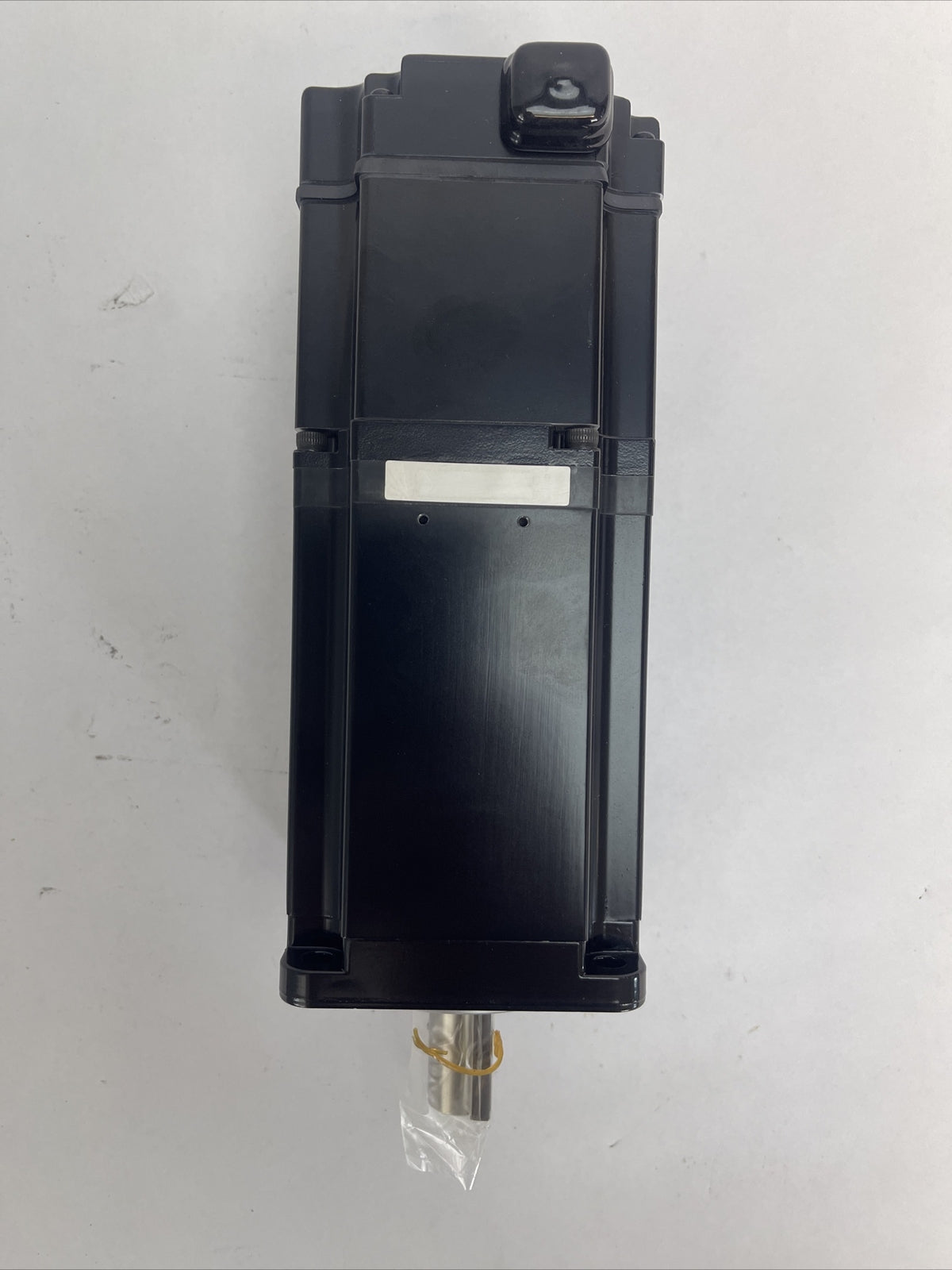 YASKAWA SGMAS-12A2A6C AC SERVO MOTOR 200V 1150W 8.5A 3.66Nm5