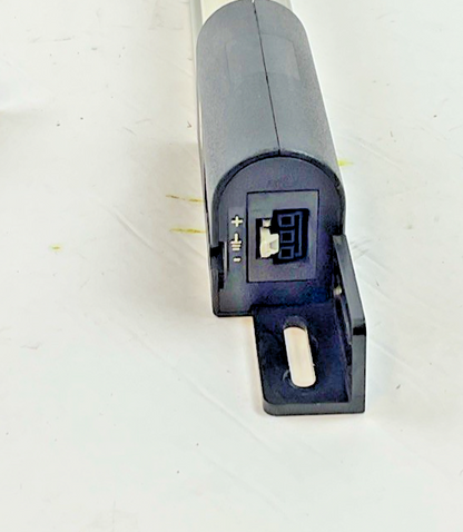 HOFFMAN LED24V15 INDUSTRIAL CONTROL PANEL/ENCLOSURE LIGHT 24VDC***LOTOF2***6