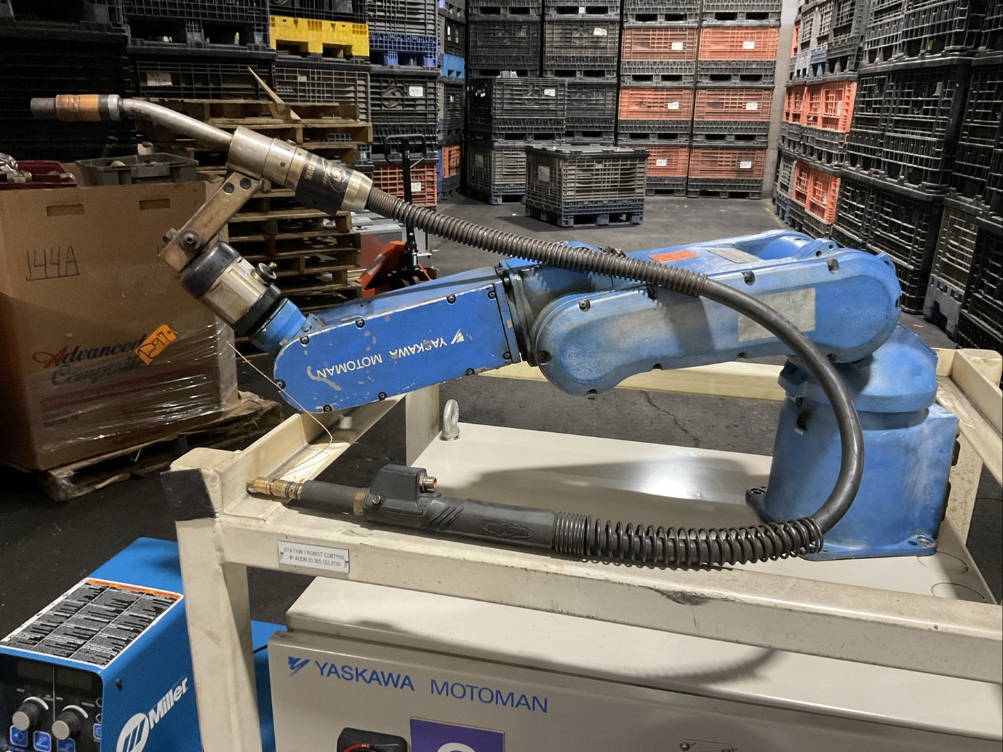 YASKAWA YR-MH00005-E10 WELDING DX100/MH5 TYPE ERDR-MH00005-B32 3PH 480V 50/60HZ3