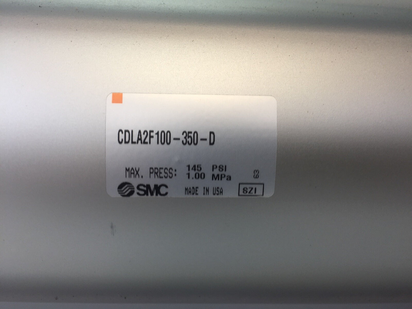 SMC CDLA2F100-350-D FINE LOCK CYLINDER1
