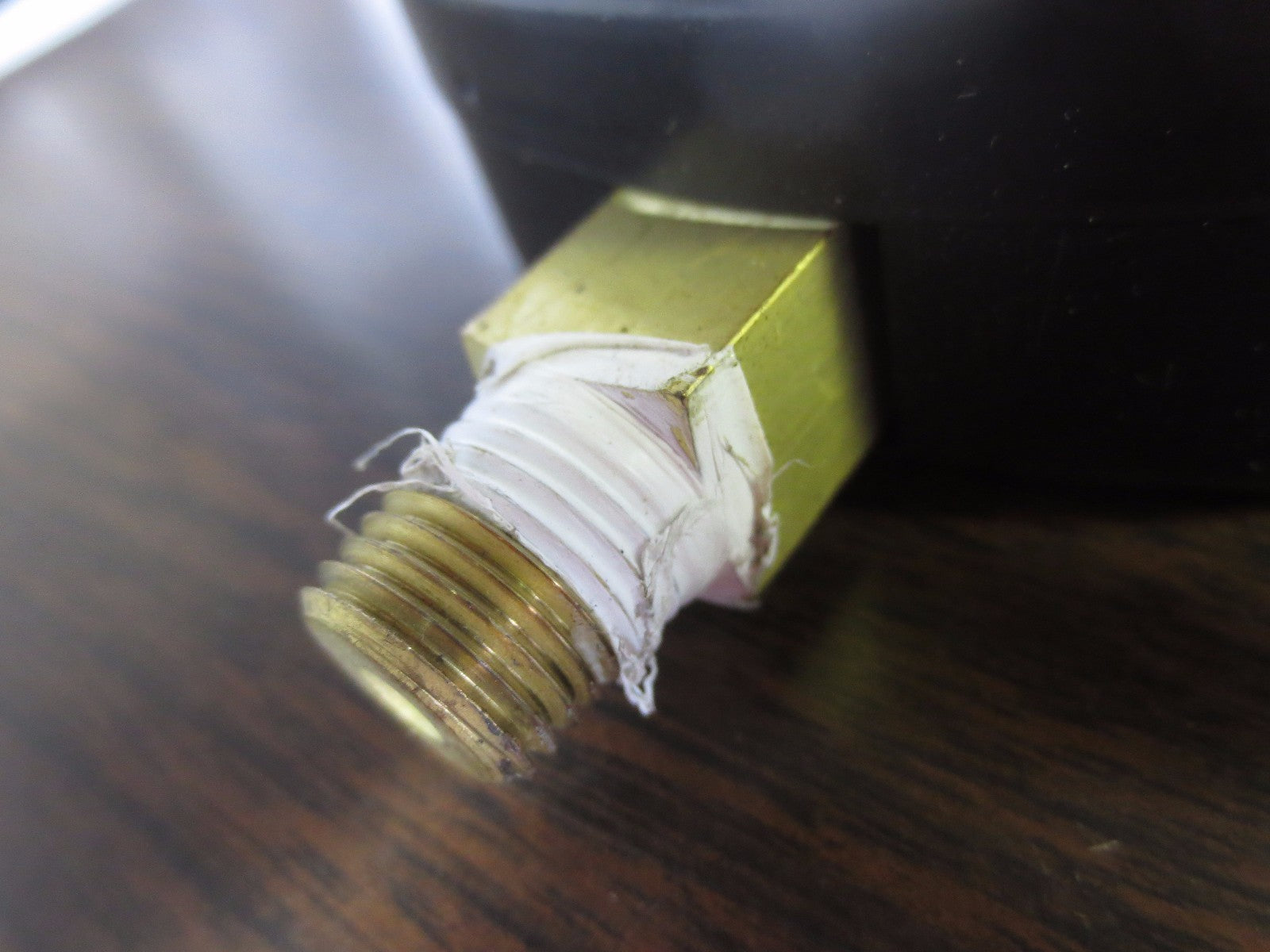 USG 158252 0-60 PSI GAUGE 4-1/2" DIAL - 1/4" ANPT LM - NEW SURPLUS - 1X7283