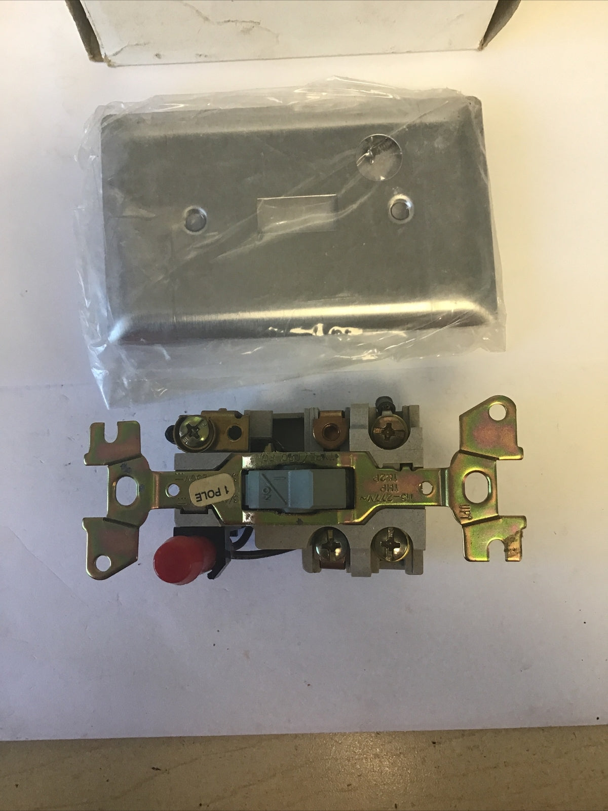 SIEMEN SMF FS1P MANUAL STARTER 1 POLE TOGGLE 277VAC 230VDC 1HP 4