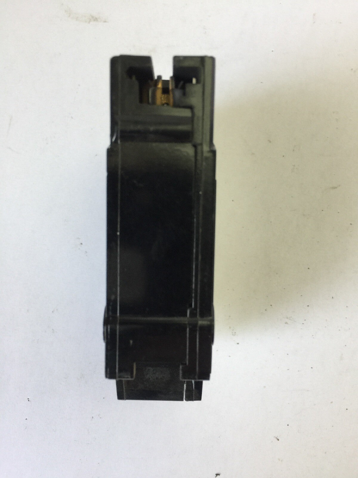 GE THQL1120 CIRCUIT BREAKER 20 AMP 120/240VAC 1 POLE  (LOT OF 4)3