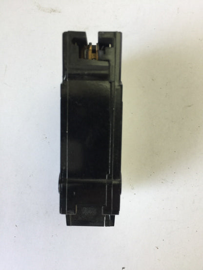 GE THQL1120 CIRCUIT BREAKER 20 AMP 120/240VAC 1 POLE  (LOT OF 4)3