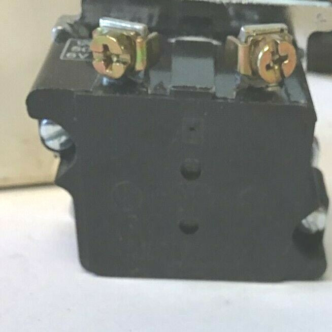 CUTLER HAMMER/ EATON 10250T181N PILOT LIGHT 120V 50/60HZ7