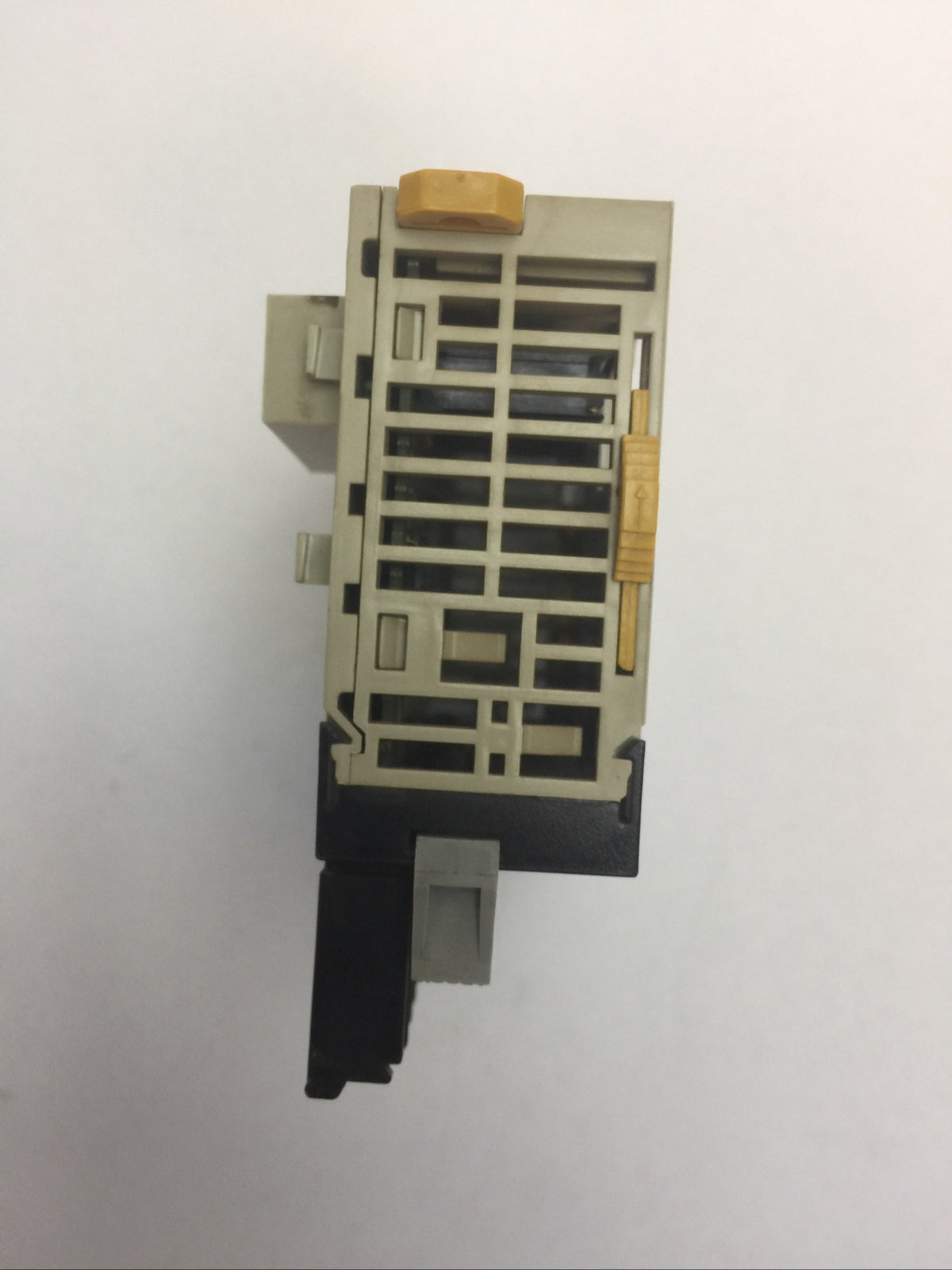 OMRON CJ1W-ID211 INPUT UNIT 24VDC 7mA4