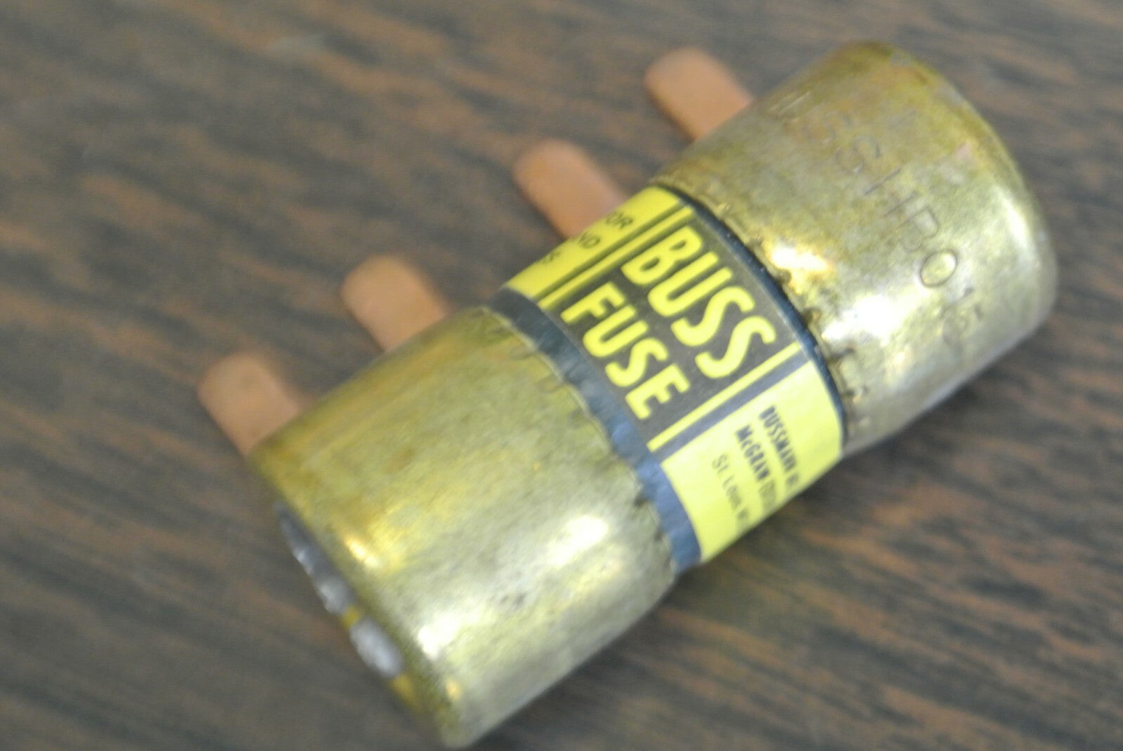 BOX of 10 / BUSS HBO15 BOLT-DOWN RECTIFIER FUSE / 15A / 32VDC / NEW SURPLUS2