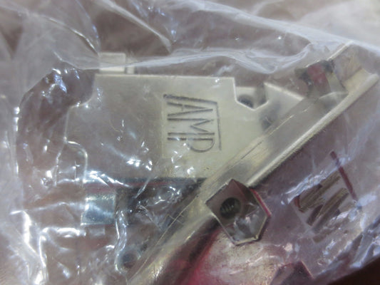 AMP CABLE CONNECTORS / CLAMP KITS - 745171-1 (3) & 745173-1 (4)  NEW SURPLUS0