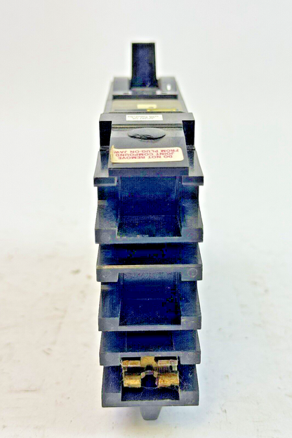 SQUARE D - FHB16070C - I-LINE MOLDED CASE CIRCUIT BREAKER - 1 POLE/ 70 A/ 277VAC4