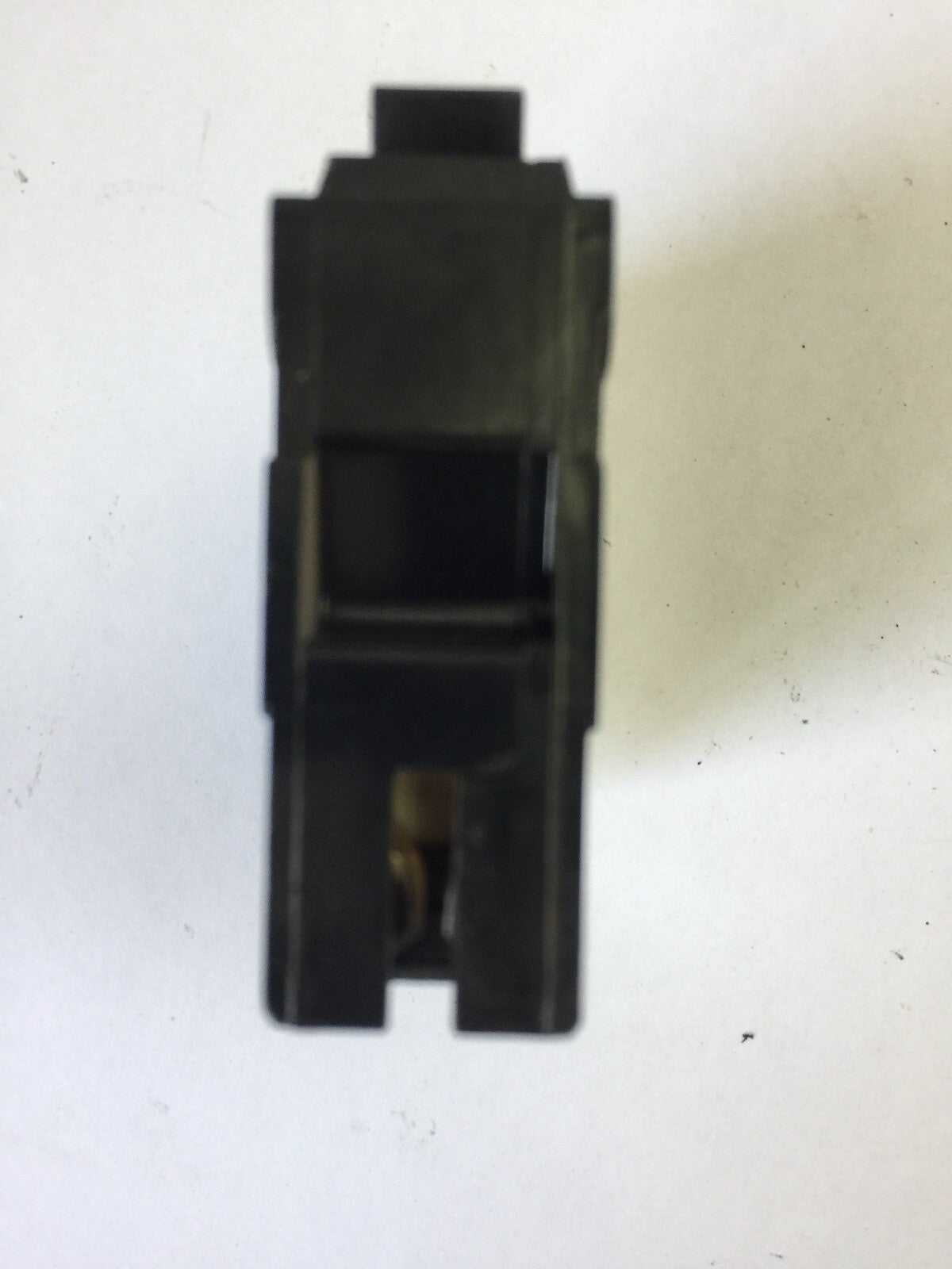 GE THQL1120 CIRCUIT BREAKER 20 AMP 120/240VAC 1 POLE  (LOT OF 4)4