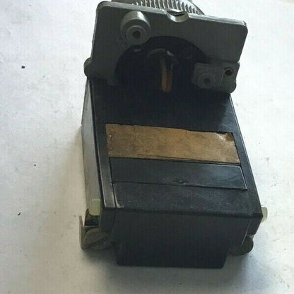  REES L992AB PUSHBUTTON START ILLIMUNIATED 4300-999/ 949-6648 460V 60CY7