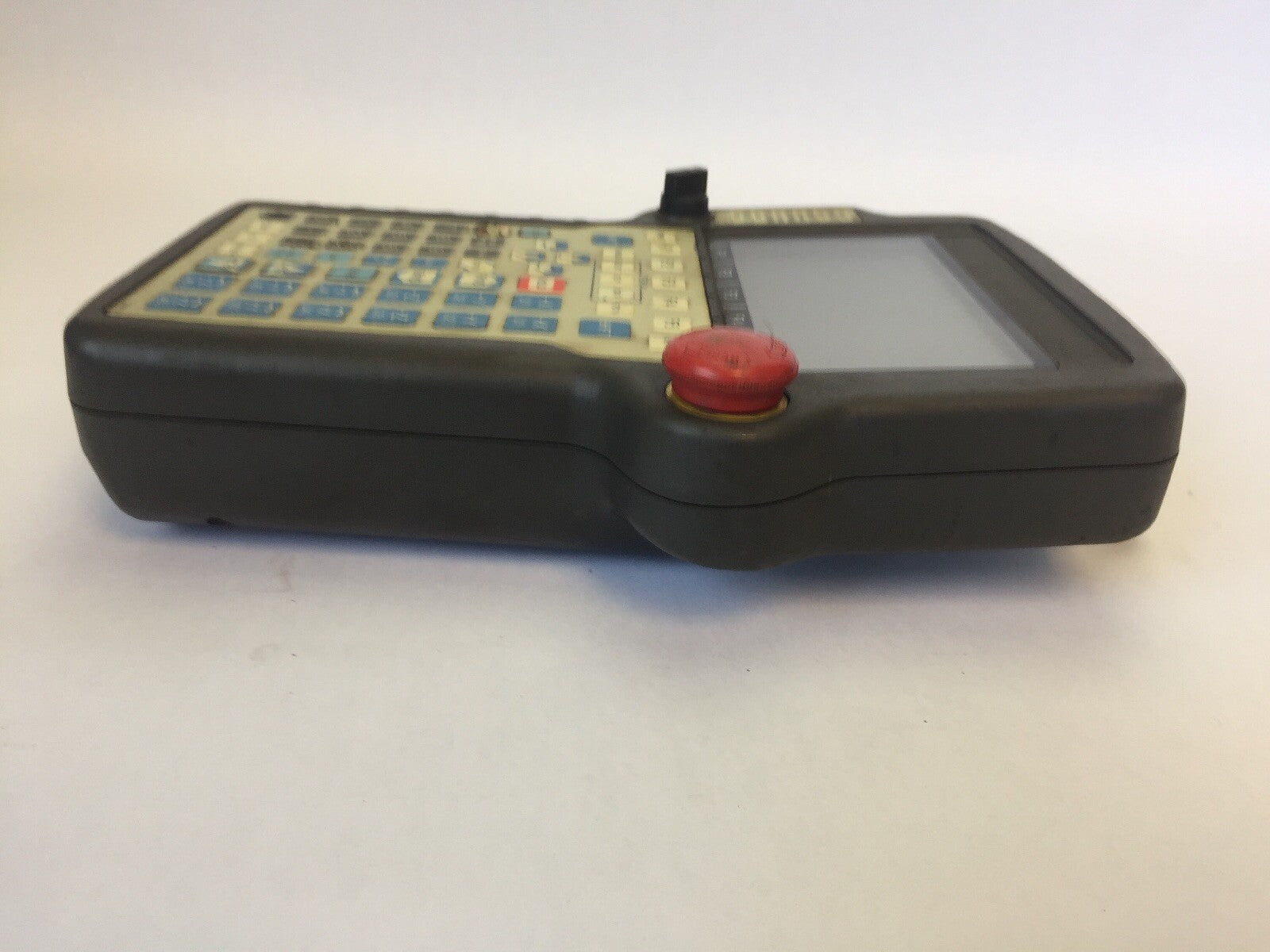 FANUC A05B-2301-C360 TEACH PENDANT CRACK IN GLASS4