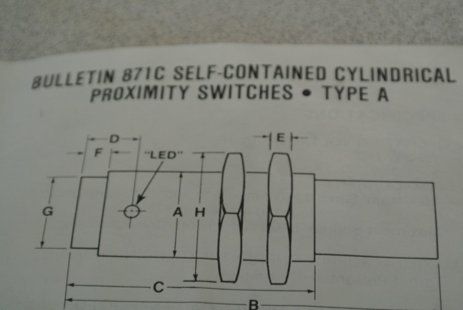 ALLEN-BRADLEY 871C-A3A12 CYLINDRICAL INDUCTIVE PROXIMITY SWITCH / 10-30VDC 3mm5