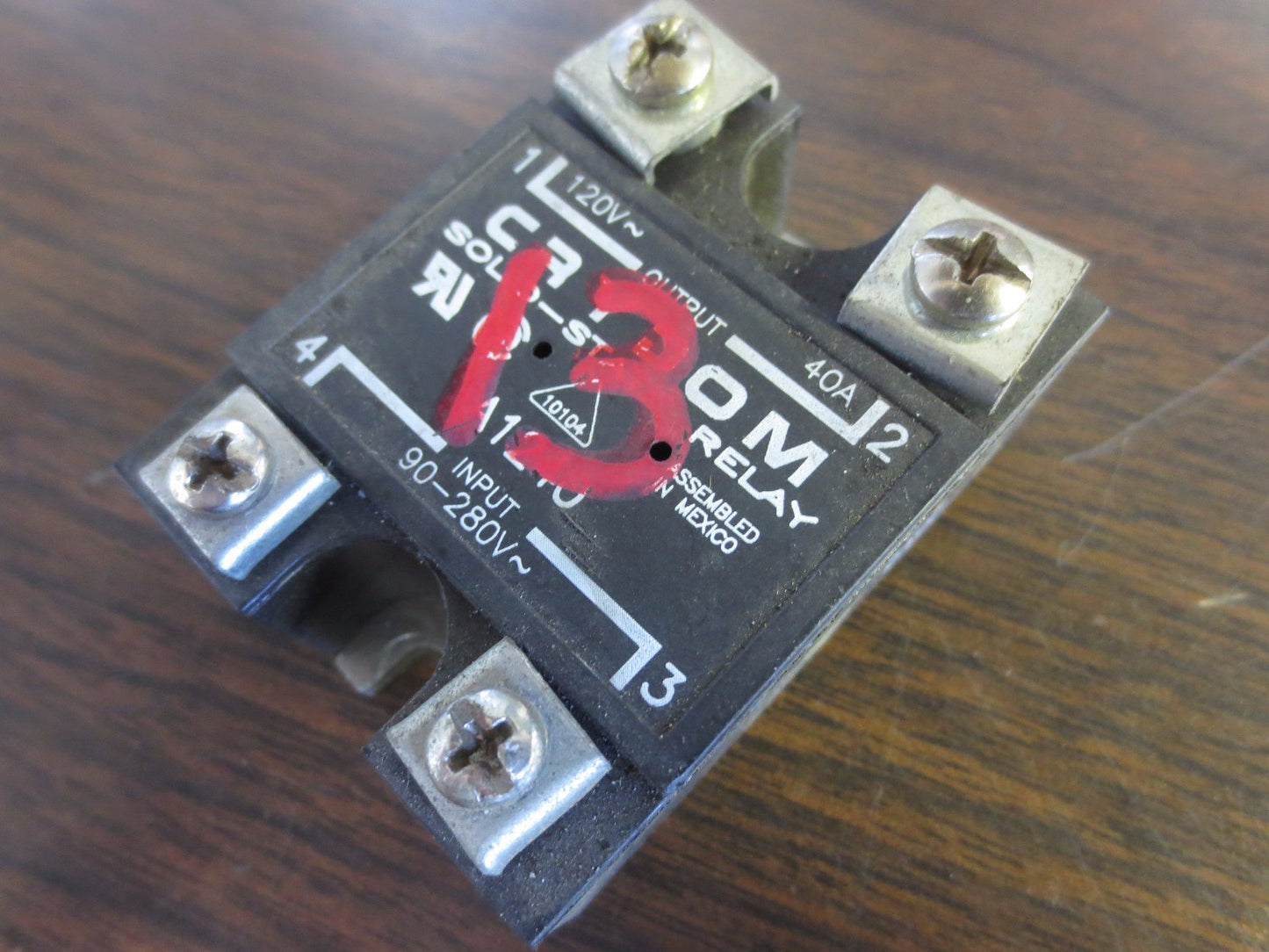 CRYDOM A1240 SOLID STATE RELAY - input 90-280V, output 120V. 40A0