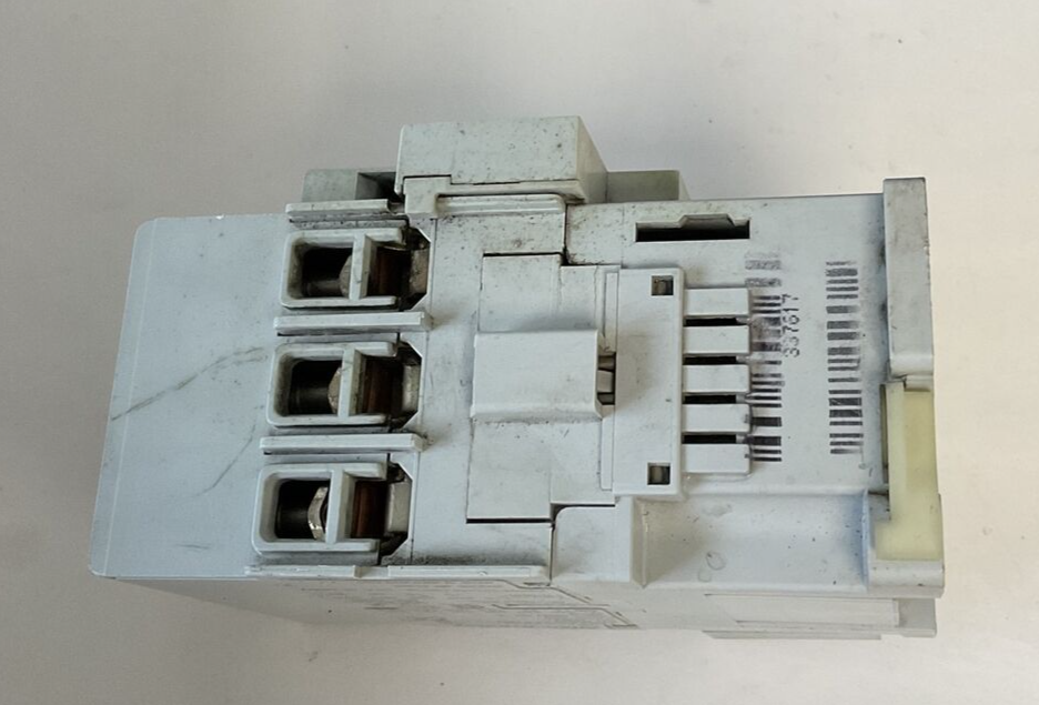 ALLEN BRADLEY 100-C37*00 CONTACTOR SER.B W/100-S SER.A 600VAC 50AMPS8