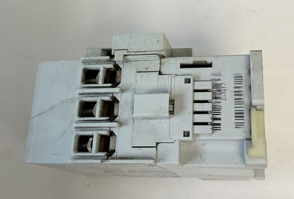 ALLEN BRADLEY 100-C37*00 CONTACTOR SER.B W/100-S SER.A 600VAC 50AMPS8