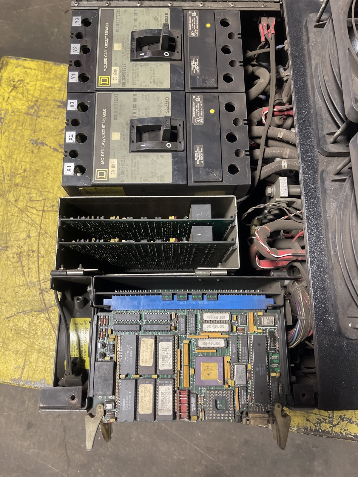 UNICO 701-866 AC DRIVE 308-049 KAL360901212 90AMP 600VAC 312-7338