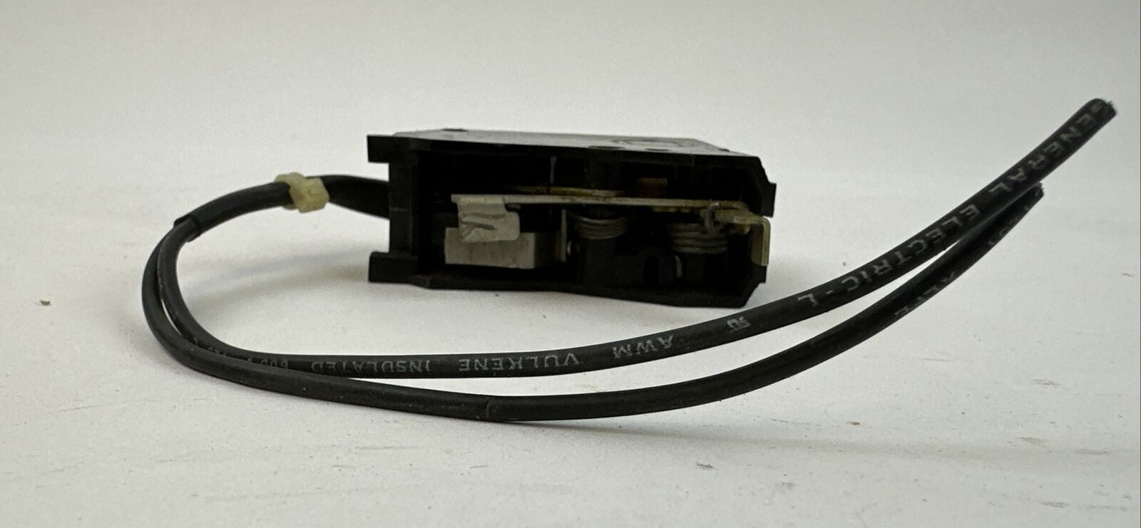 GE TFKSTA8 SHUNT TRIP 24VDC 286A7734P2 F225 C/B ACCESSORY3