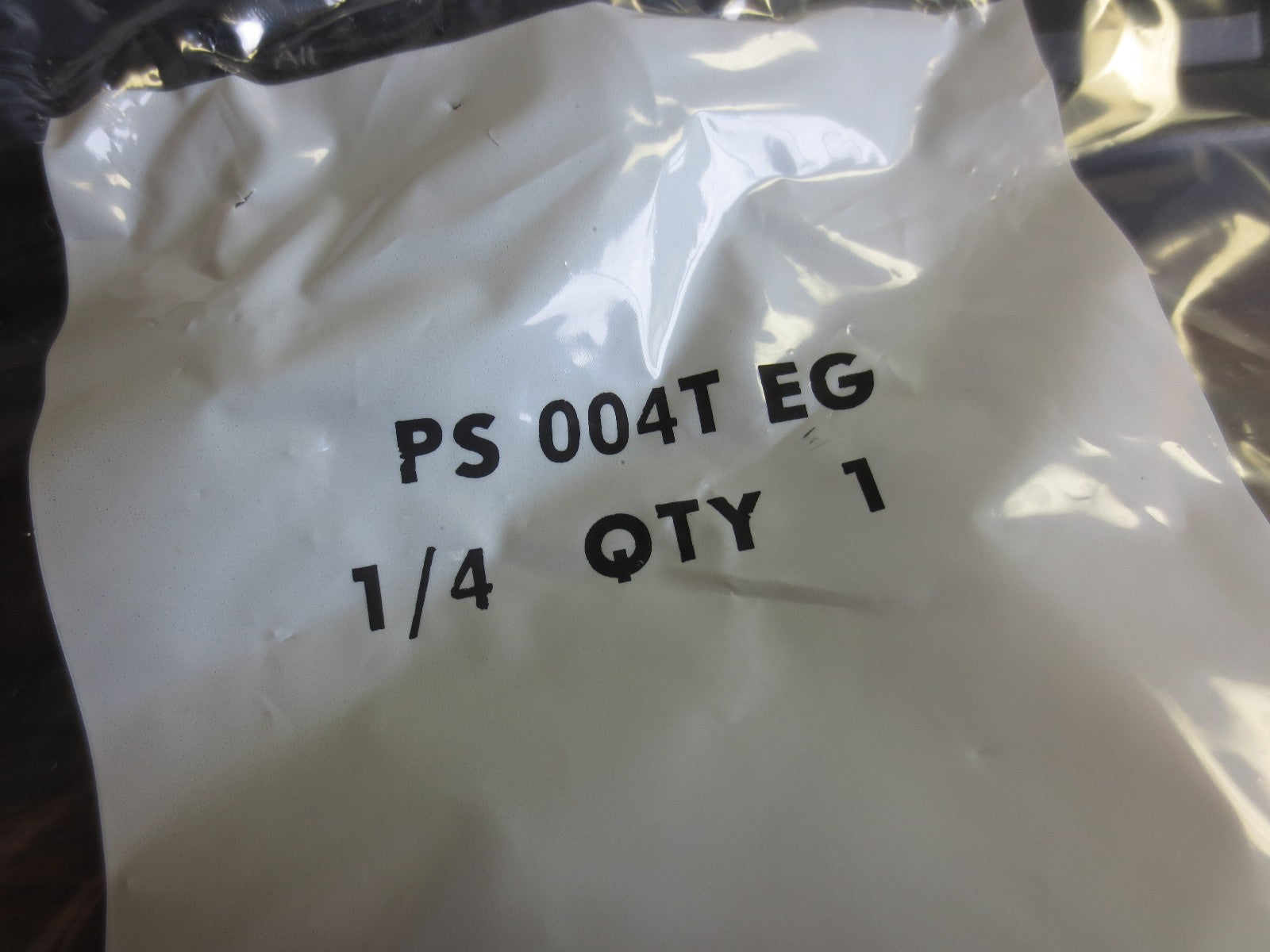 POWER-STRUT CUSH-A-CLAMP PS 004T EG - 1/4" - NEW SURPLUS - BOX of 253