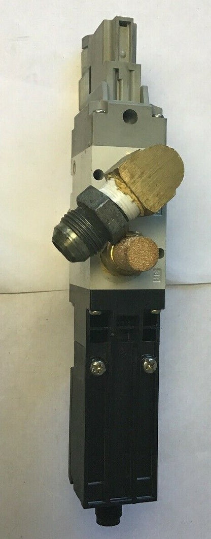  SMC VP542-5DZ1-03N-M-X536 SOLENOID VALVE W/ OMRON D4N-9B31 LIMIT SWITCH4